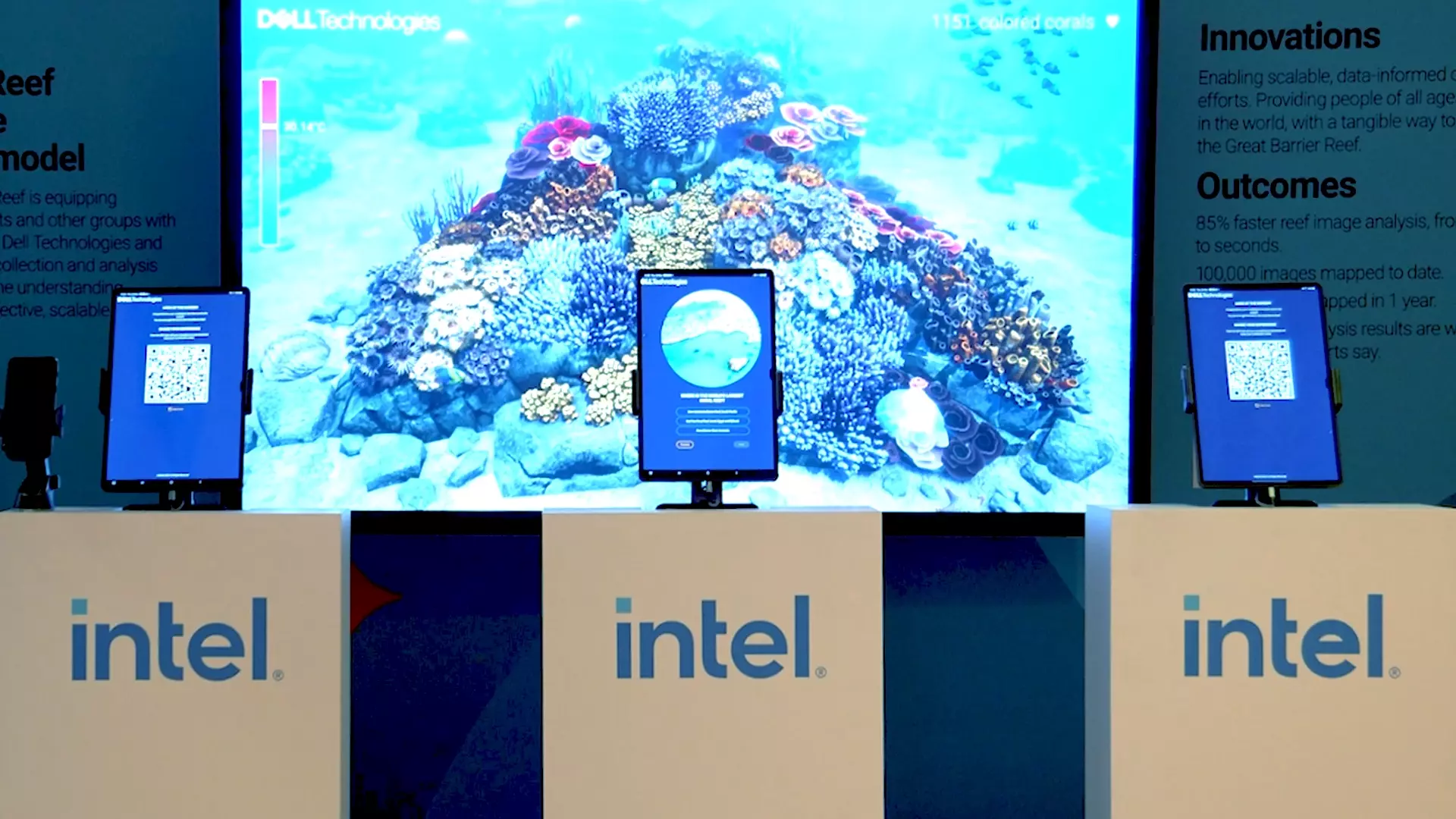 Stand de Dell avec l’installation digitale RSE Great Barrier Reef Experience